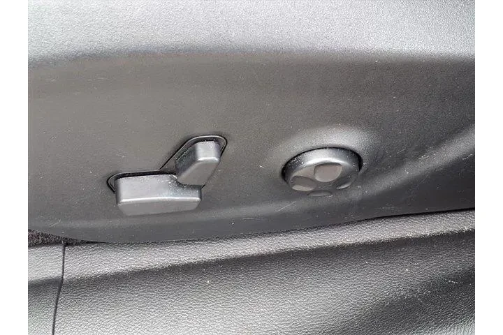 Jeep Cherokee 2019 4x4 High image 5