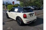 $17499 : MINI Hardtop 4 Door 2019 Coo thumbnail