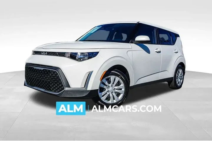 $17920 : Kia Soul 2025 LX 4dr Crossov image 1