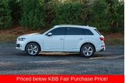 $25095 : Audi Q7 2022 AWD quattro Pre thumbnail