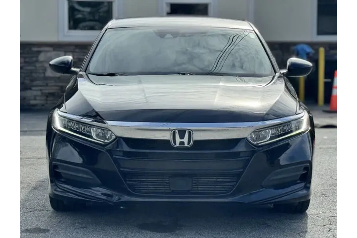 2018 Accord LX image 7