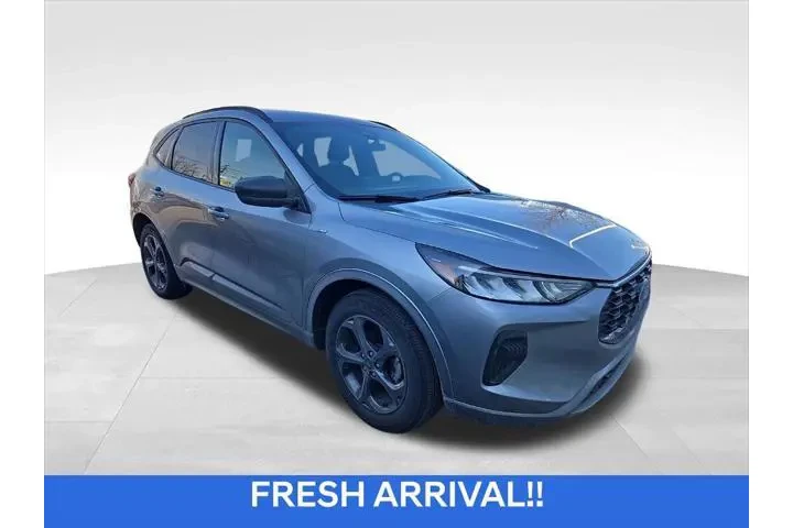 $23020 : Ford Escape 2023 AWD ST-Line image 1