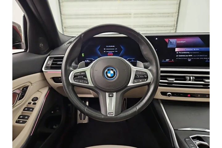 $32998 : BMW 3 Series 2023 330e 4dr S image 10