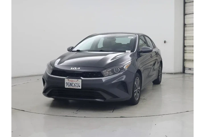 $18998 : Kia Forte 2023 LXS 4dr Sedan image 4