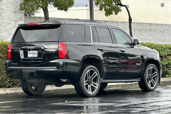 $30500 : Chevrolet Tahoe 2020 4x2 LT image 4