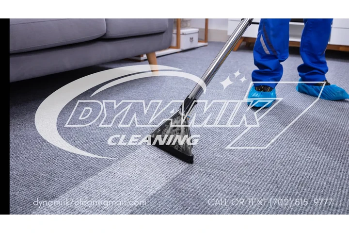 3Cuartos x $99 Carpet Cleaning image 3
