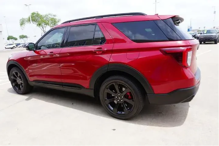 $36725 : Ford Explorer 2020 AWD ST 4d image 4