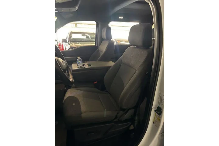 $39469 : Ford F-150 2023 4x4 XLT 4dr image 6