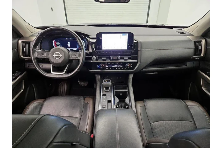 $33998 : Nissan Pathfinder 2023 Plati image 9