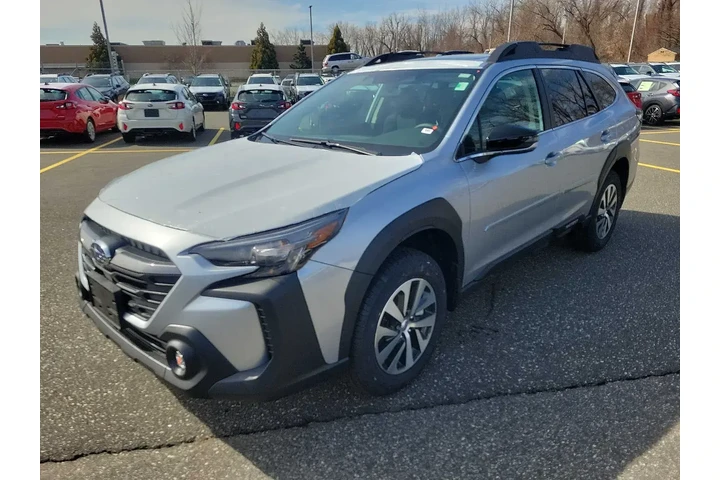 $31946 : Subaru Outback 2025 AWD Prem image 2