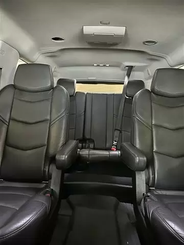 $18500 : 2018 Escalade ESV image 5