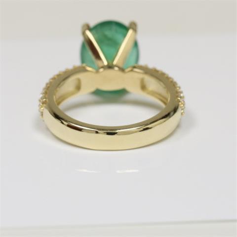 $3485 : Shop Oval Cut Emerald Ring image 3