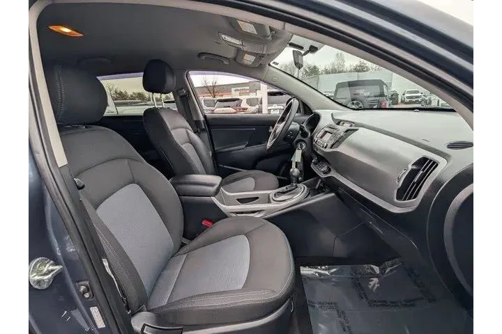 $9999 : Kia Sportage 2016 LX 4dr SUV image 10