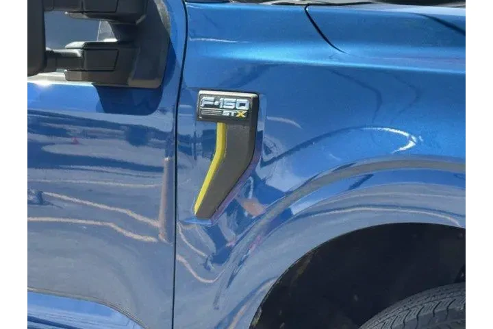 $39884 : Ford F-150 2024 4x4 STX 4dr image 4