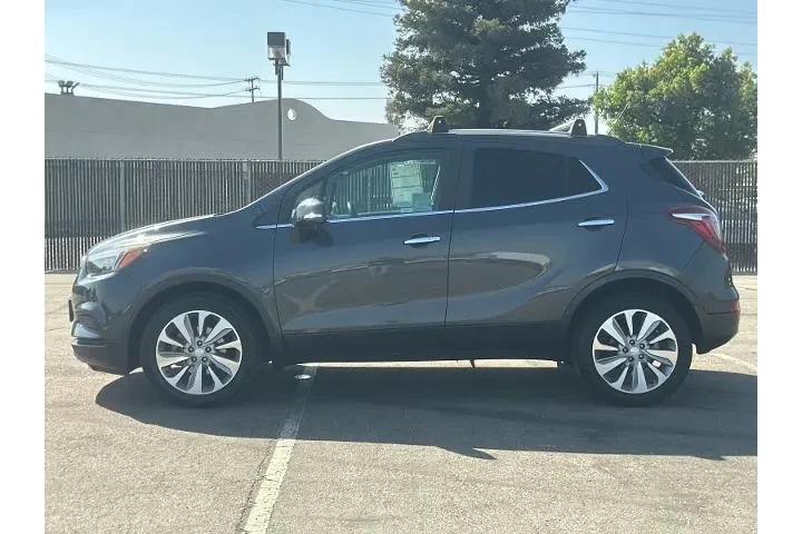 $13000 : Buick Encore 2018 Preferred image 6