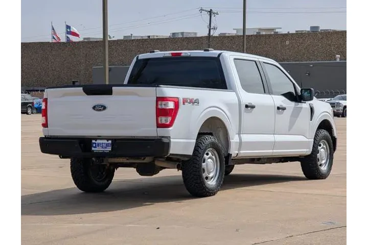 $31865 : Ford F-150 2022 4x4 XL 4dr S image 3