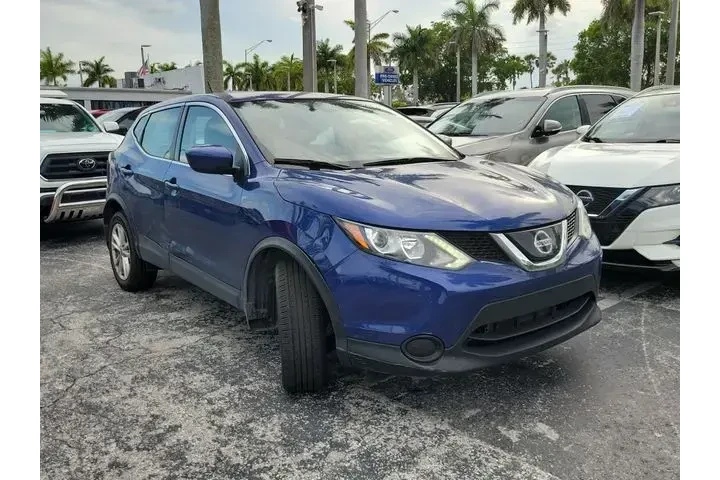 $10990 : Nissan Rogue Sport 2019 S 4d image 2