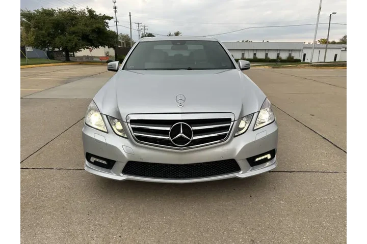 $11900 : 2011 Mercedes-Benz E-Class E image 9