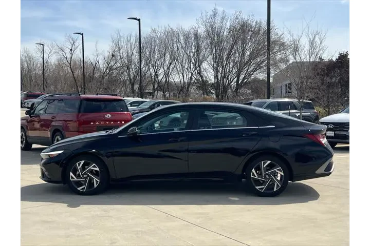 $20999 : Hyundai ELANTRA 2025 Limited image 6