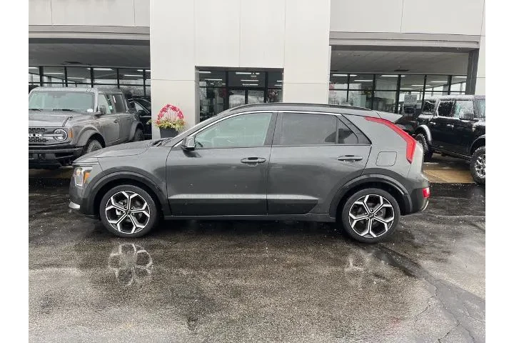 $22588 : Kia Niro 2023 EX 4dr Crossov image 3