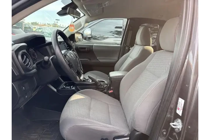 $28325 : Toyota Tacoma 2023 4x2 SR5 4 image 4