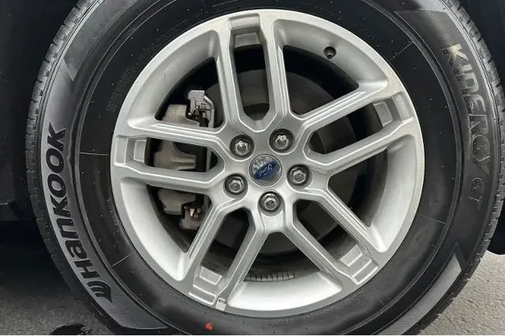 $39995 : Ford Explorer 2025 AWD Activ image 7