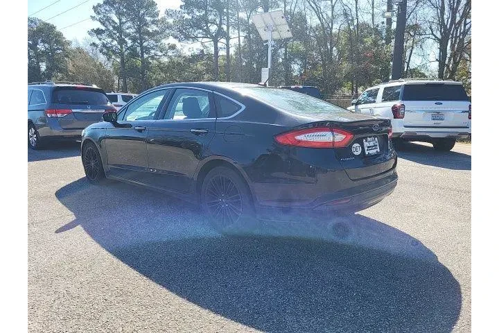 $7847 : Ford Fusion 2016 SE 4dr Seda image 3