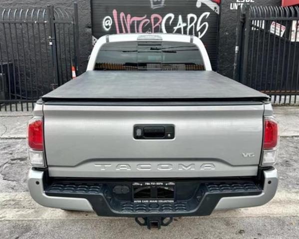 $24900 : Toyota Tacoma 2020 image 4