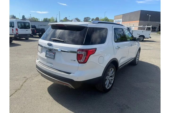 $13500 : Ford Explorer 2016 AWD Limit image 5