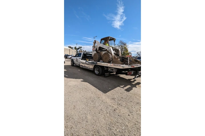 Notw Towing  / Guerra image 2