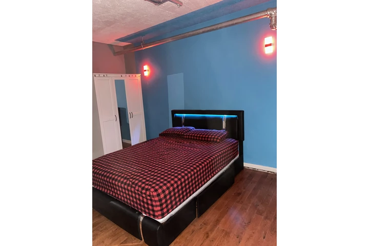 $1100 : Rento cuarto image 6