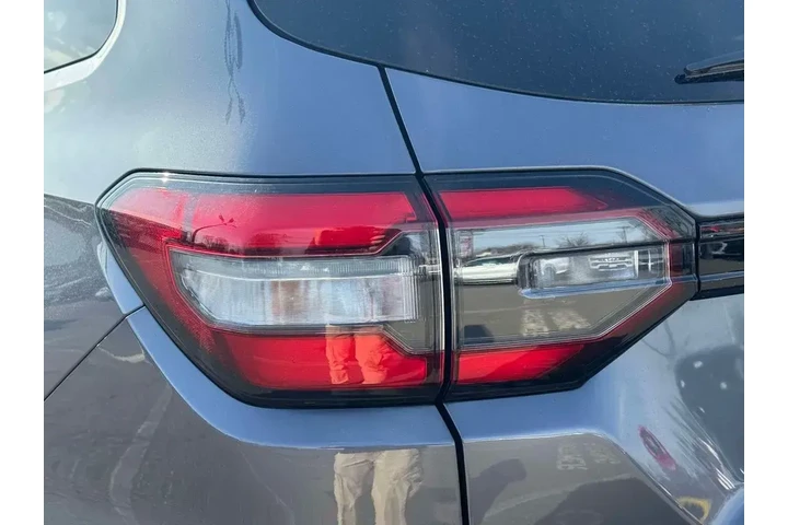 $37595 : Honda Pilot 2024 AWD EX-L 4d image 10