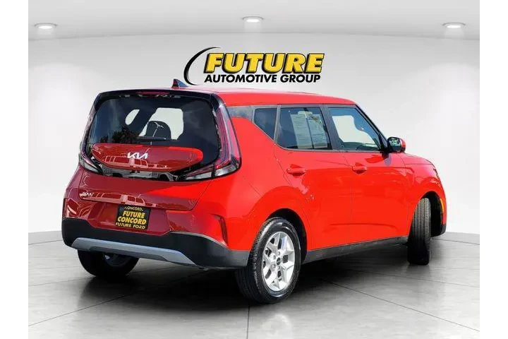 $20588 : Kia Soul 2025 S 4dr Crossove image 7