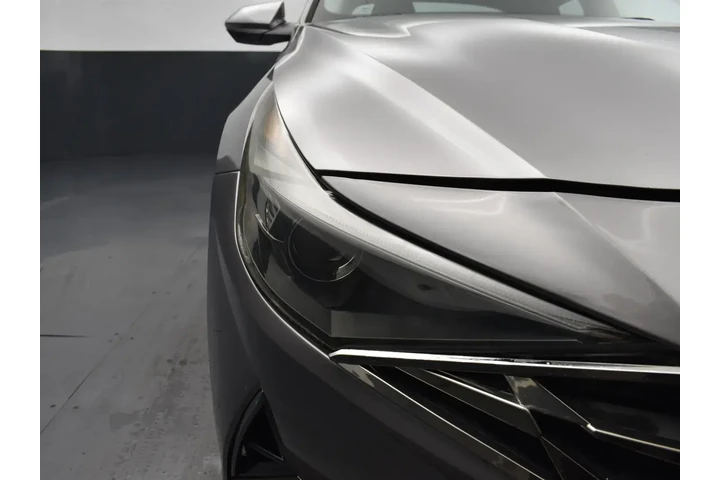 $15952 : Hyundai ELANTRA 2022 SEL 4dr image 5