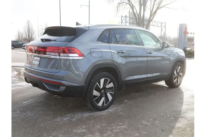 $30677 : Volkswagen Atlas Cross Sport image 8