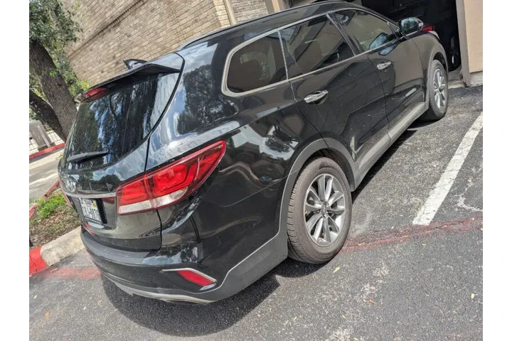 $12990 : 2019 Santa Fe XL SE image 5