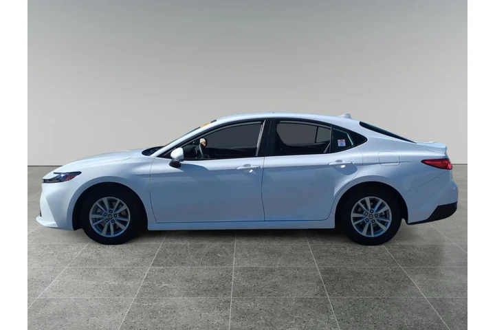 $29250 : Toyota Camry 2025 SE 4dr Sed image 2