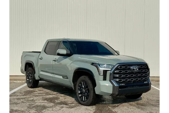 $51918 : Toyota Tundra 2024 4x4 Plati image 7
