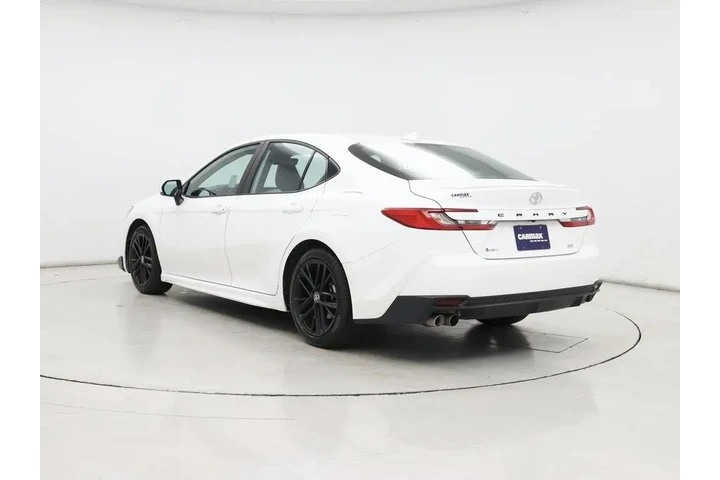 $28998 : Toyota Camry 2025 SE 4dr Sed image 2