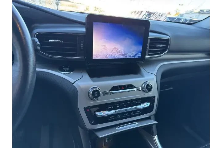 $25589 : Ford Explorer 2022 XLT 4dr S image 8