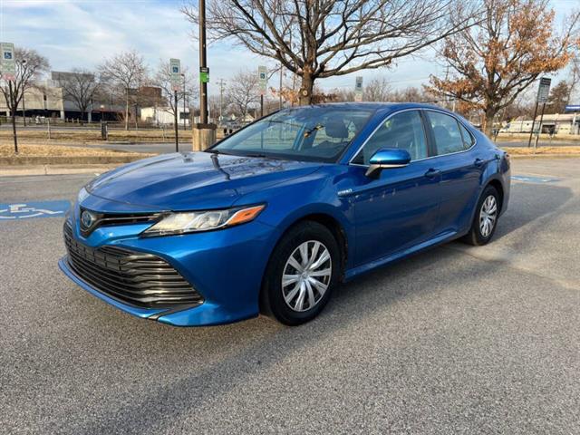 $19900 : 2020 Camry Hybrid LE image 3