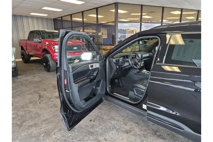 $29898 : Ford Explorer 2023 ST-Line 4 image 9