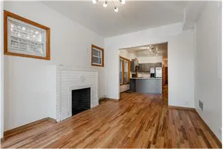 $2650 : Rental property with 2 bedro image 6