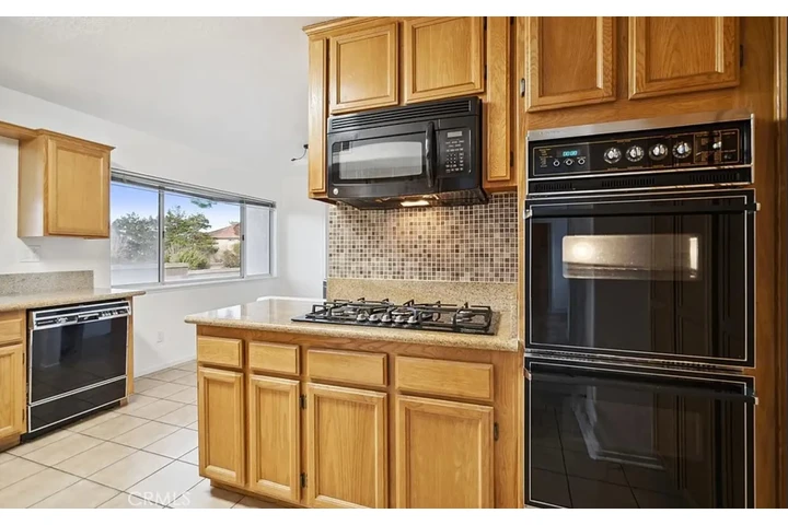 $614000 : 41060 Oakview Ln Palmdale CA image 7