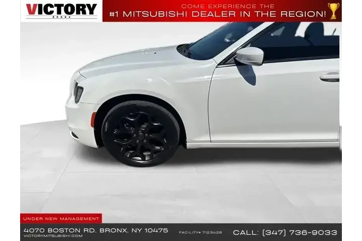 $12595 : Chrysler 300 2019 AWD S 4dr image 8