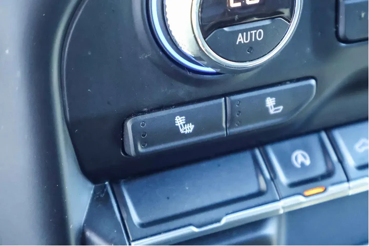 $31000 : Chevrolet Silverado 1500 201 image 6