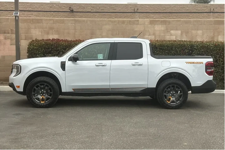 $39995 : Ford Maverick 2025 AWD Tremo image 7