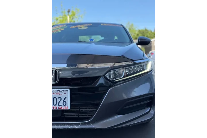 2019 Accord LX image 6