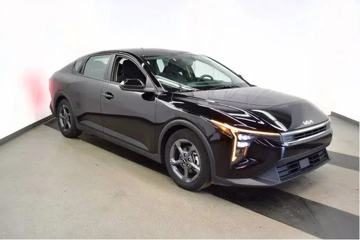 $19994 : Kia K4 2025 LXS 4dr Sedan image 2