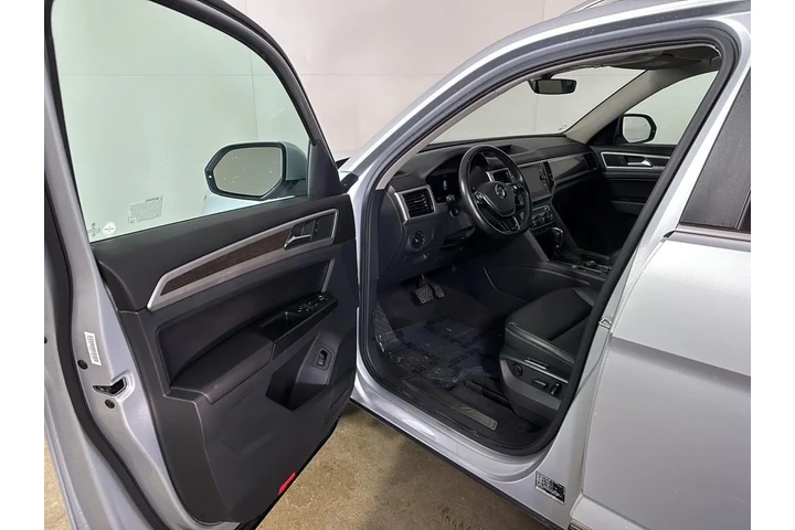 $23296 : 2019 Atlas 3.6L V6 SEL image 2